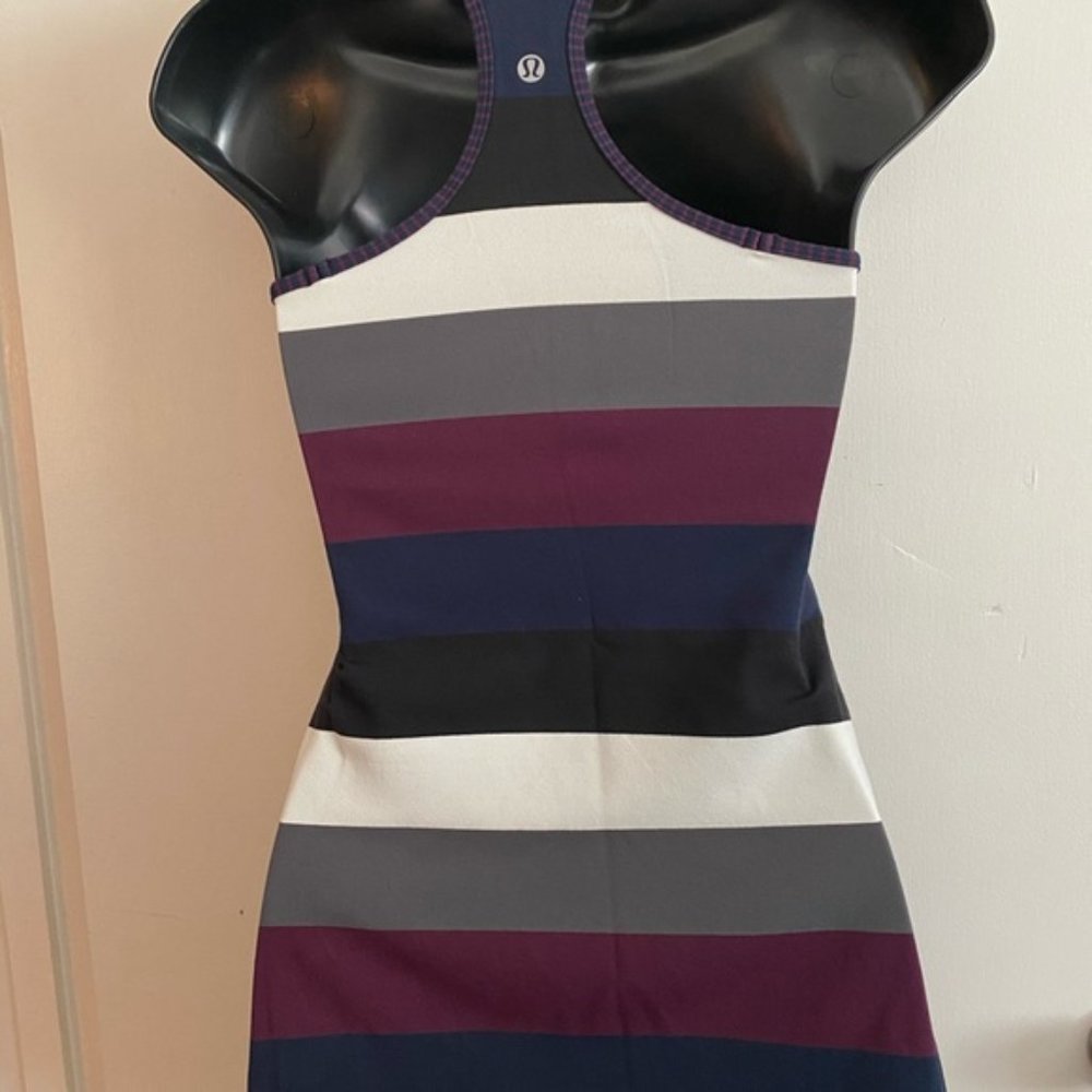 Lululemon color block racerback athletic top